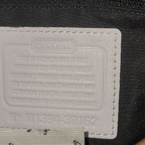 COACH 2013 BLEEKER MIXED MEDIA CLUTCH NWT And DUST BAG - Picture 12 of 13